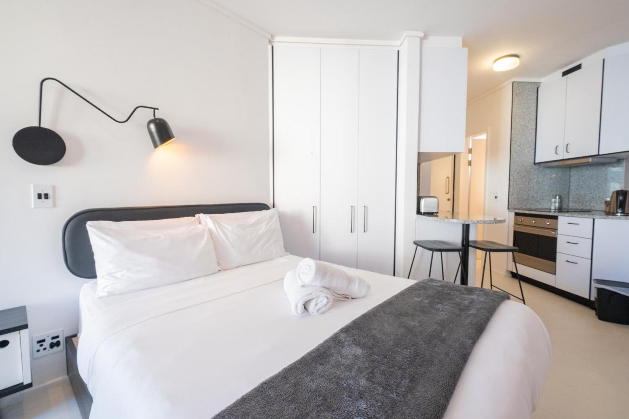 Apartamento Flamingo 208: Modern With Balcony Cidade Do Cabo
