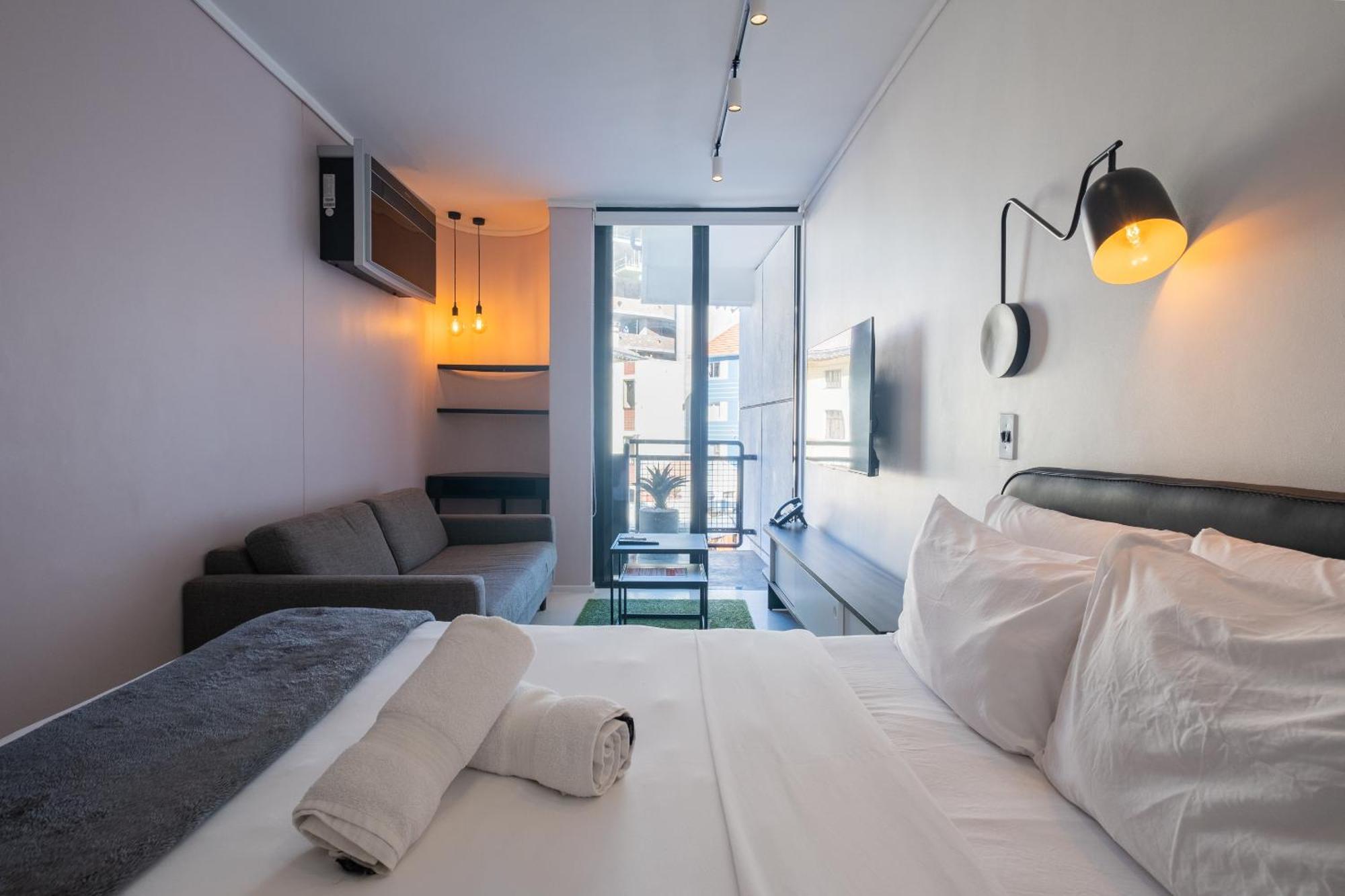 Apartamento Flamingo 208: Modern With Balcony Cidade Do Cabo